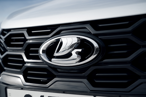 Дилеры в Белоруссии устроили распродажу российских «Вест» Дилеры в Белоруссии устроили распродажу российских «Вест»