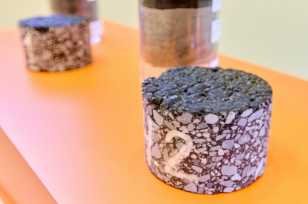 Автодор увеличит использование переработанного асфальта до 30%