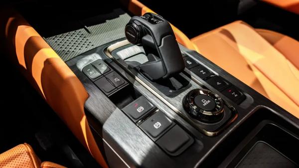 P, R, N, D и не только &ndash; что означают буквы на селекторе АКПП. Расшифровка режимов