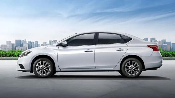 В России стали принимать заказы на недорогой седан Nissan: что это за модель?