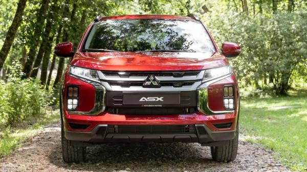 В России еще можно купить новые Mitsubishi ASX 2022 года выпуска. Цена &ndash; от 2,8 млн рублей