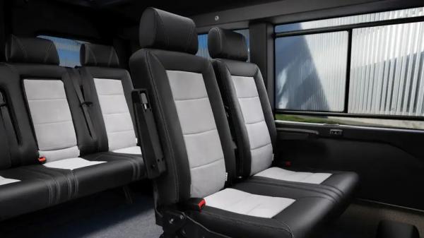 У автодилеров в РФ появились полноприводные &laquo;Соболи&raquo;