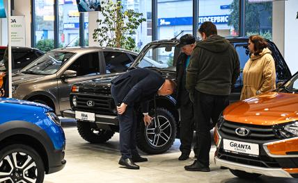 &laquo;Ждуны&raquo; обвалили продажи: &laquo;АвтоВАЗ&raquo; мечтает пустить всех &laquo;китайцев&raquo; под пресс и еще немного &laquo;поиграть&raquo; с ценами