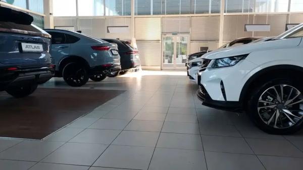 Продажи новых легковых машин в РФ выросли в апреле