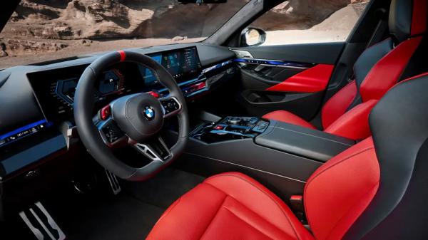 727 л.с. и 3,6 секунды до &laquo;сотни&raquo;: россиянам предложили супер-универсал BMW M5 Touring