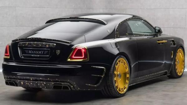Отделка 24-каратным золотом: ателье Mansory показало свою версию Rolls-Royce Wraith