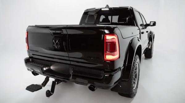 Пикап RAM 1500 получил в России экстремальную версию AT37 от Arctic Trucks