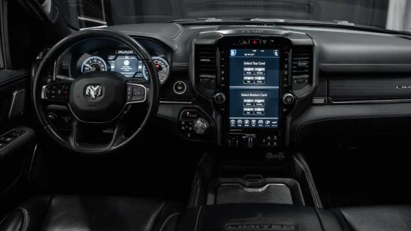 Пикап RAM 1500 получил в России экстремальную версию AT37 от Arctic Trucks