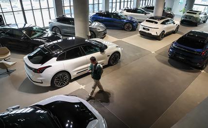 Пикирующий авторынок хватается за многодетных как за соломинку. Но Россия — не Узбекистан Пикирующий авторынок хватается за многодетных как за соломинку. Но Россия — не Узбекистан