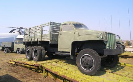 Колеса Победы: Ворованный джип и темная лошадка &laquo;Студебекер&raquo;