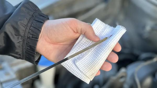 Золотая середина: какой уровень масла в двигателе считается оптимальным