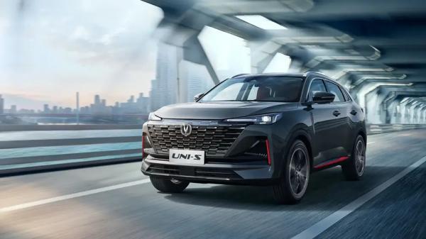 Названы самые импортируемые автомобили в РФ: бренды и модели