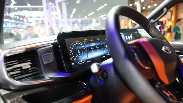 Как выбрать первый автомобиль новичку: простые советы от эксперта