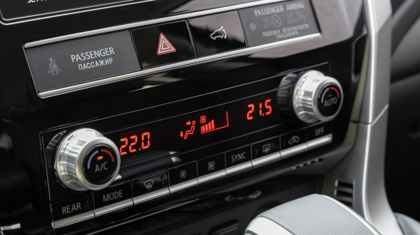 Примеряем статус флагмана на обновлённый Mitsubishi Pajero Sport